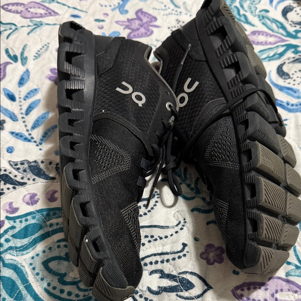 On Running Women's Black and Gray Athletic Shoes - Picture 3 of 3